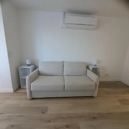 Appartement Aux Pieds De La Marina Avec Wifi Et Clim